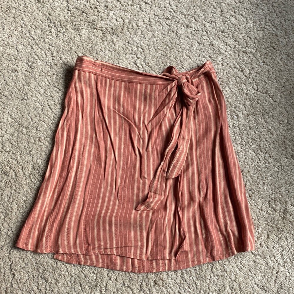 American Eagle Wrap Skirt Women Size Small Striped Light Weight Spring Summer